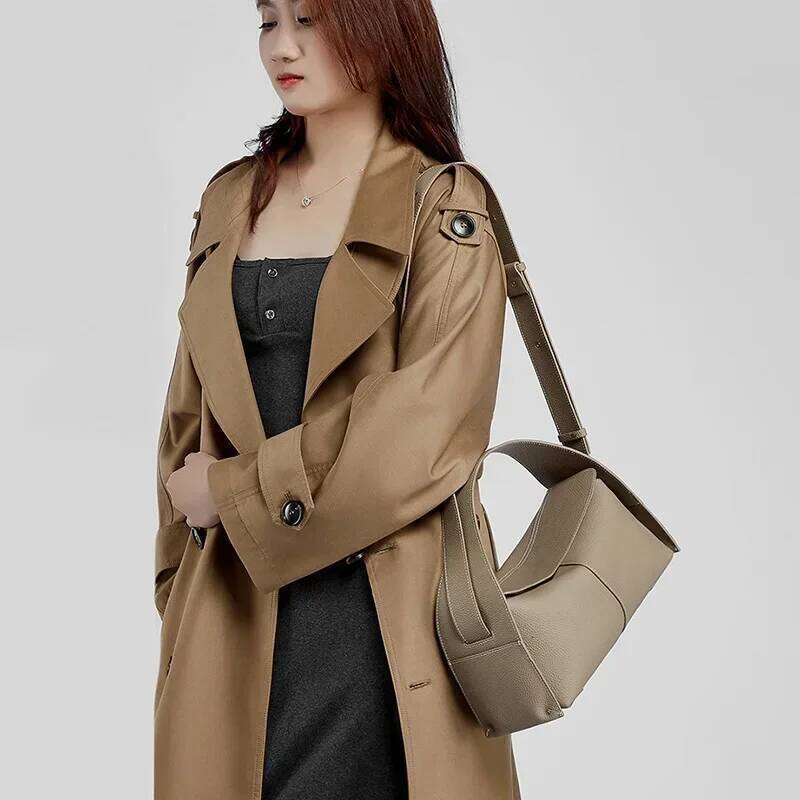 Luxury designer niche women's first layer cowhide fashionable women's square portable messenger new bag single shoulder