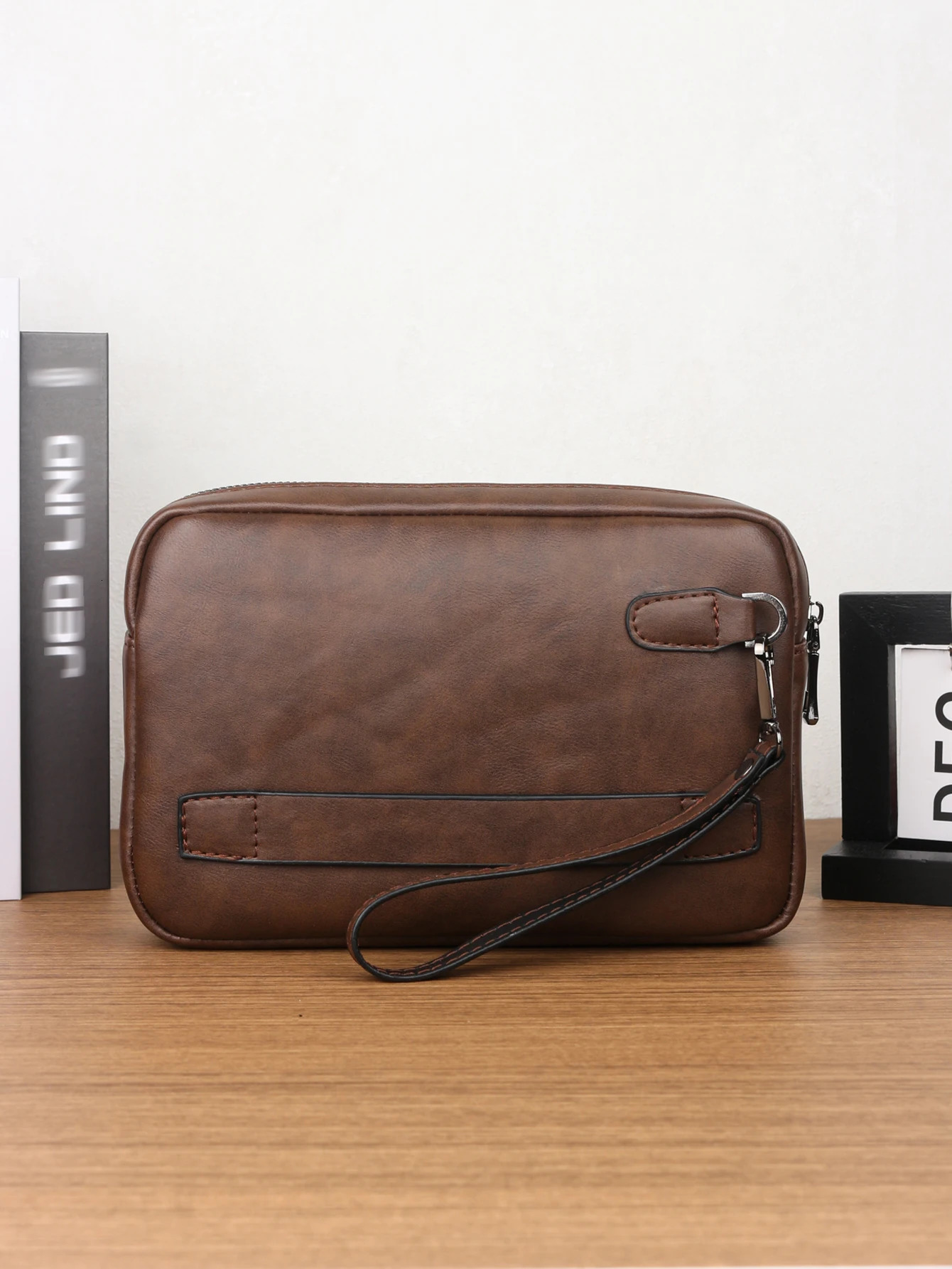 Minimalist Retro Handbag Fashion Business Casual Portable Large Capacity Multifunctional Wristlet Clutch Bag Cell Phone Bag 250723