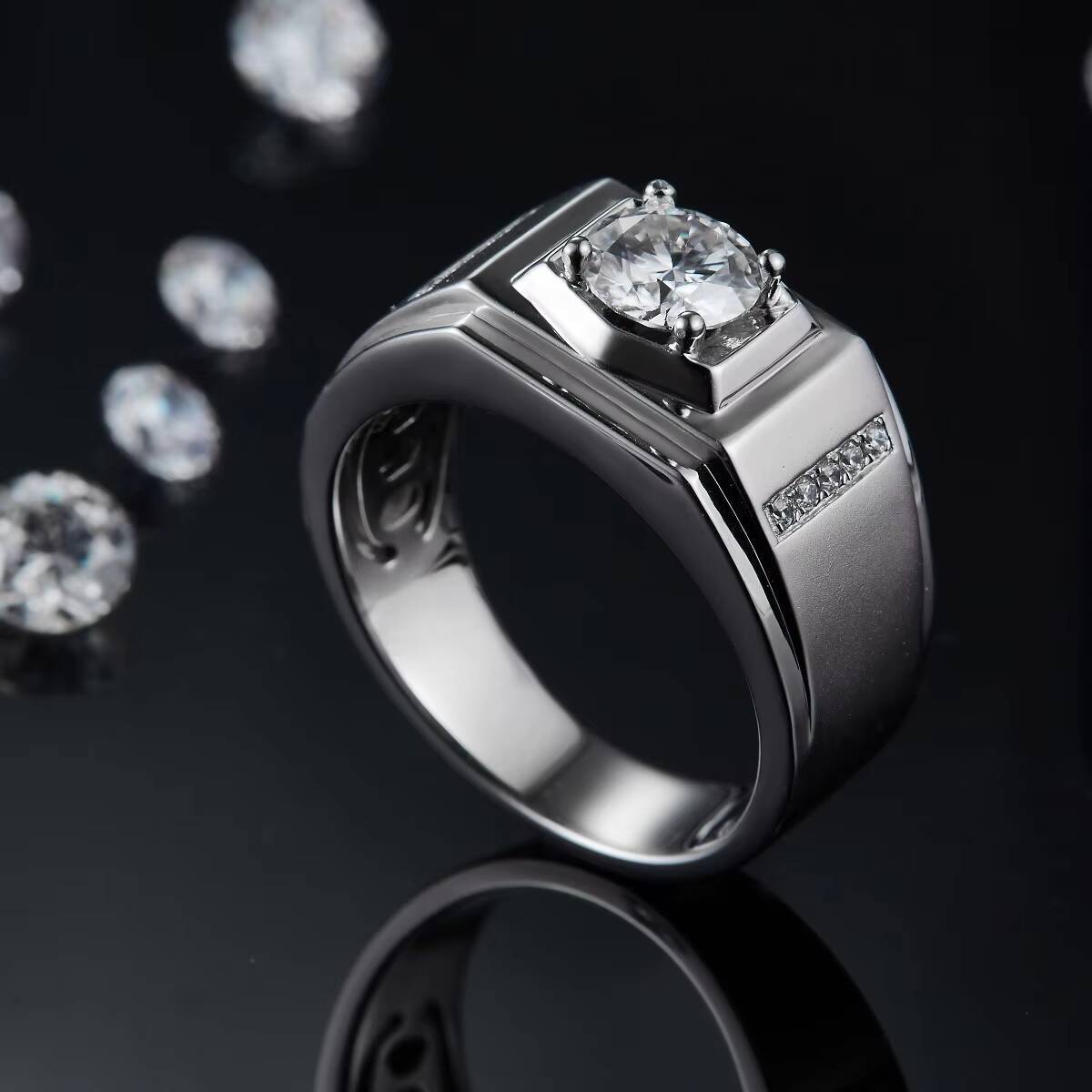 Zanlong 14449 Customize 925 Silver Diamond D Color VVS1 Clarity Round Cut Mens Moissanite Ring Wedding Hiphop Band Jewelry