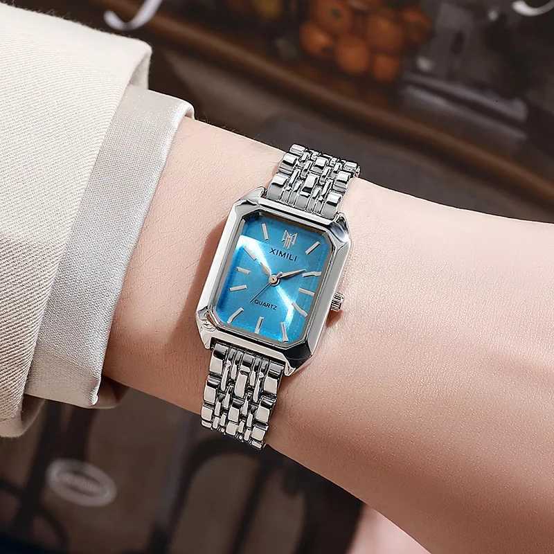 2025 Hot Brand Stainless Steel Strap Watch Women Luxury Gift Quartz Wristwatch Student Fashion Simple Square Quartz Watches W250724