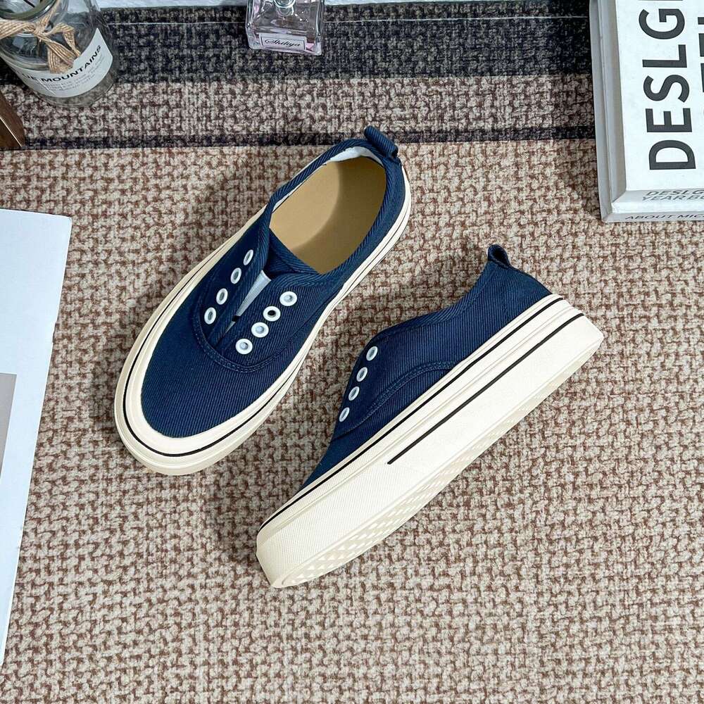 Summer New Thick-Soled Casual for Women, Versatile Flat Shoes with High-End College Style