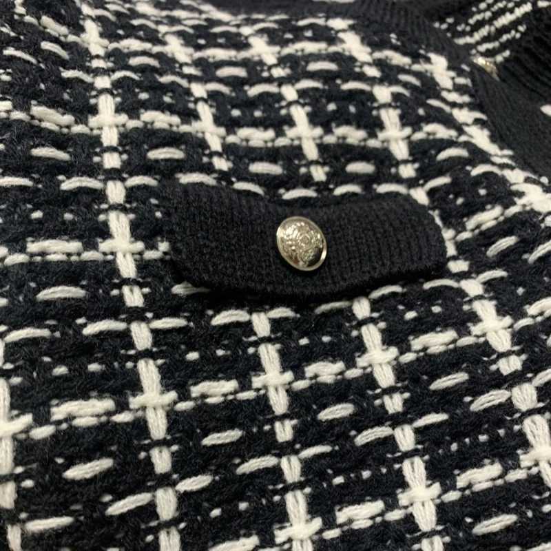Stylish Womens Twd Knit Cardigan Sweater Black and White Plaid Pattern Button Cardigan Appliqu Long Sleeve Knit Top7310# X250724