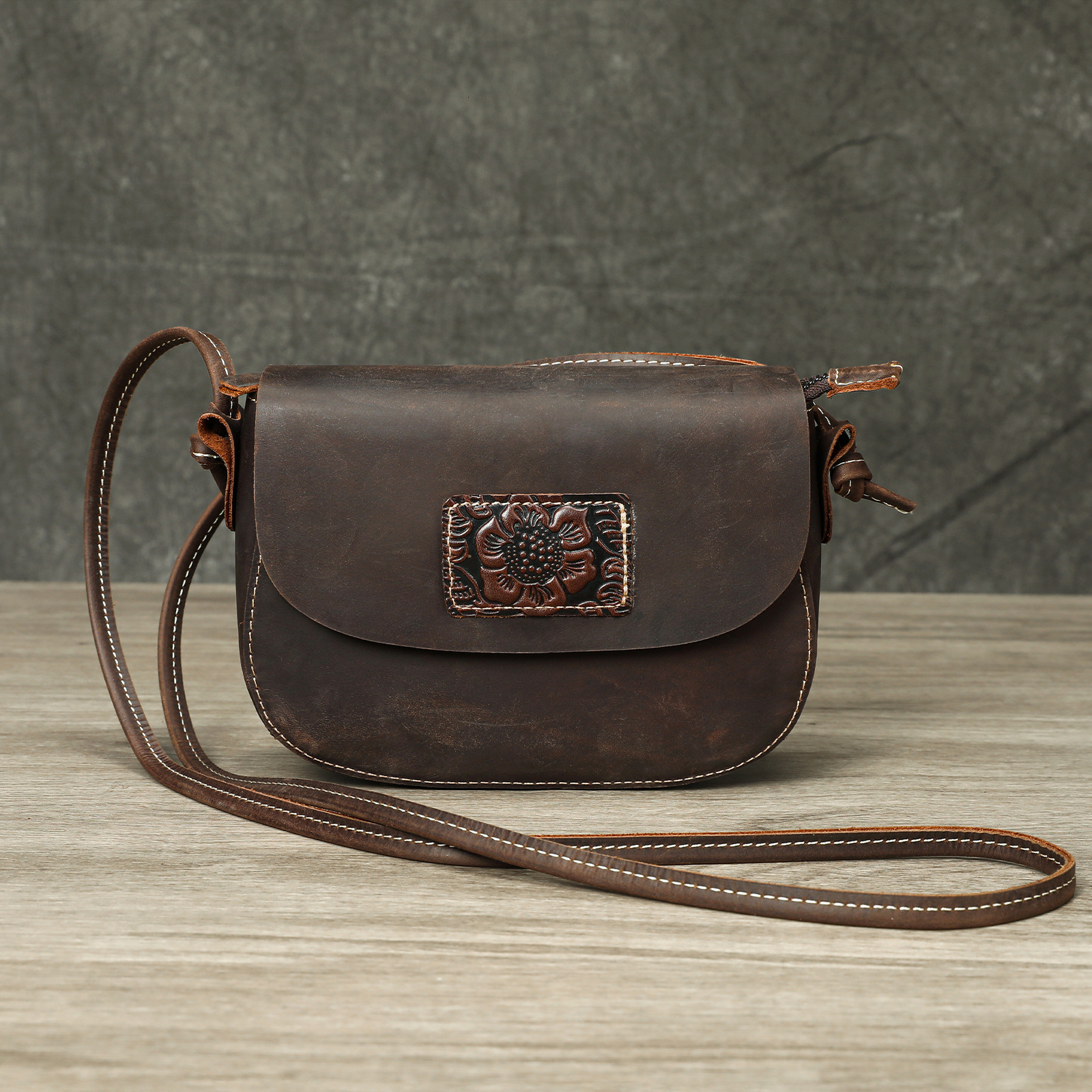 Designer Genuine Leather Shoulder High Quality Embossed Simple Top Layer Cowhide Small Crossbody Light Luxury Women's Bag