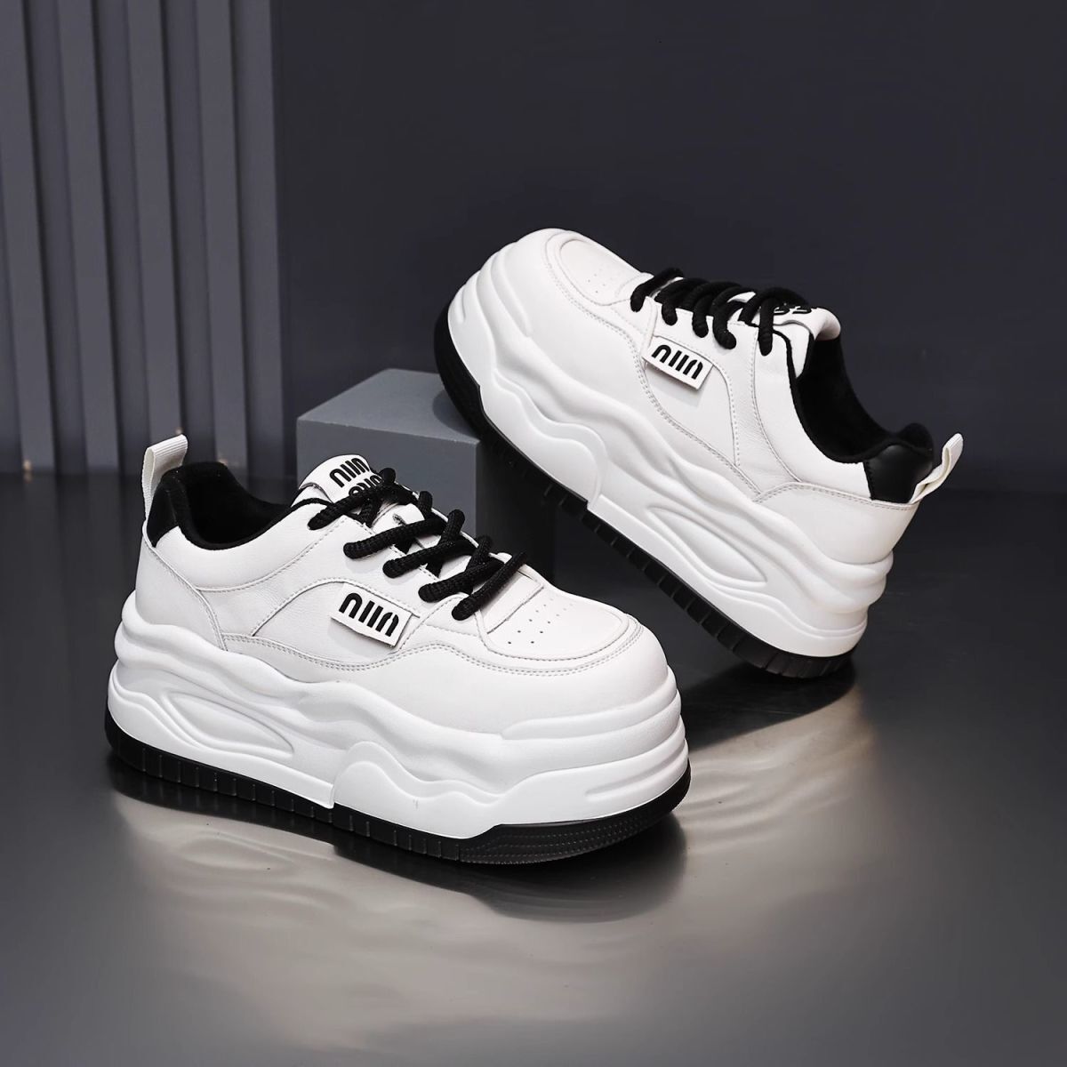 Trendy Super Thick-Soled White Sneakers 2025 Spring New Breathable Platform Soft Sole Fashion Student Casual Shoes ddmythur