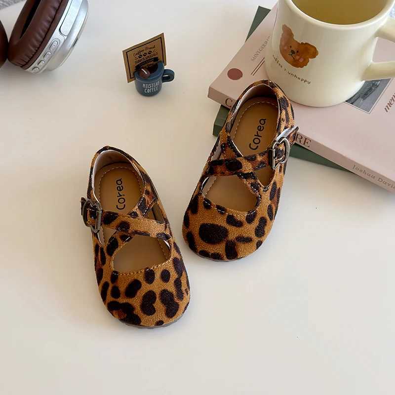 Fashion Girls Shoes Toddler Kids Cross Strap Velvet Mary Jane Flats Child Vintage Leopard Casual Shoes Chic Princess Shoes 21-30 XJ250724
