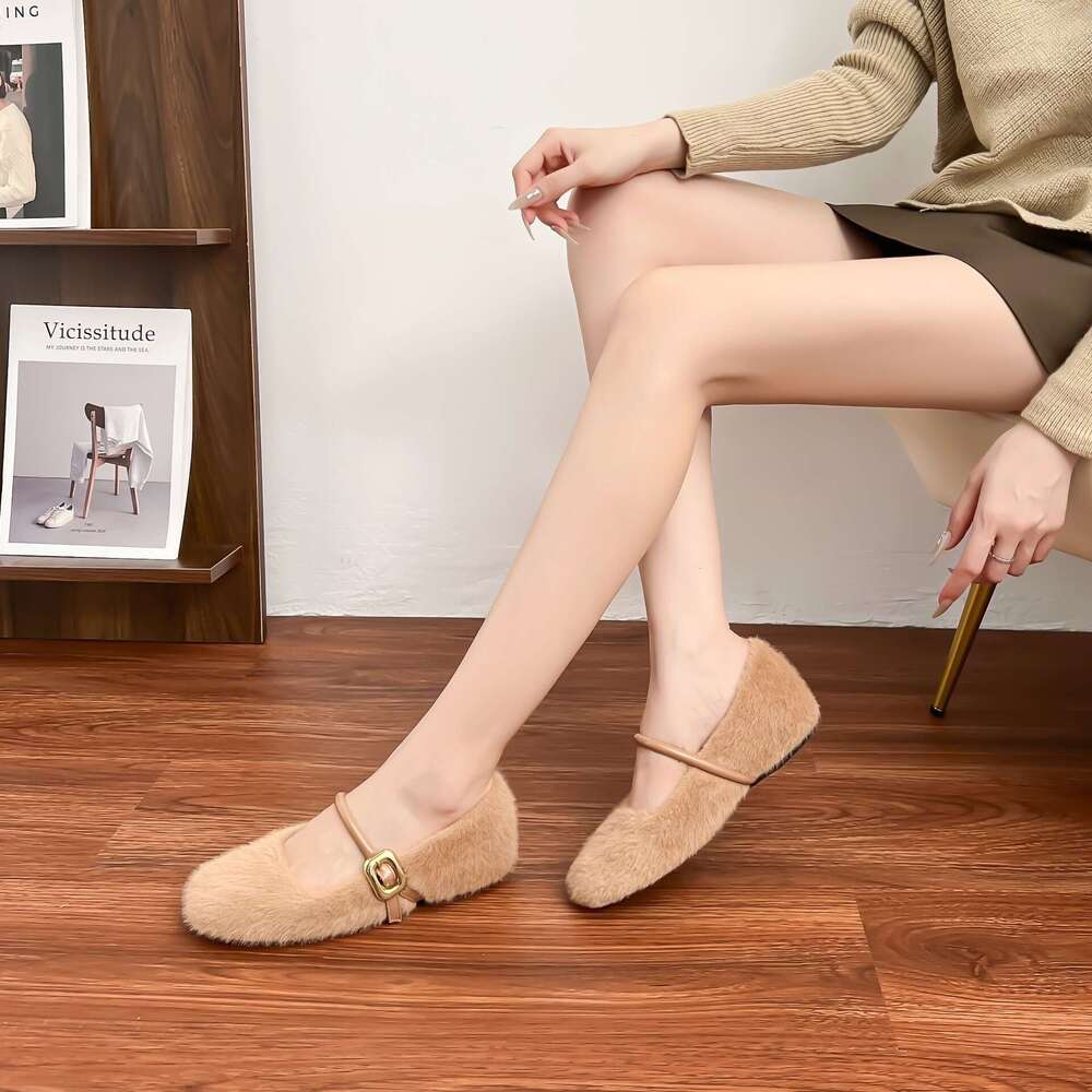 Designer Winter New Furry Women, High-end Thick Velvet Warm Shoes, One-Strap Korean Style Cotton Shoes for Women