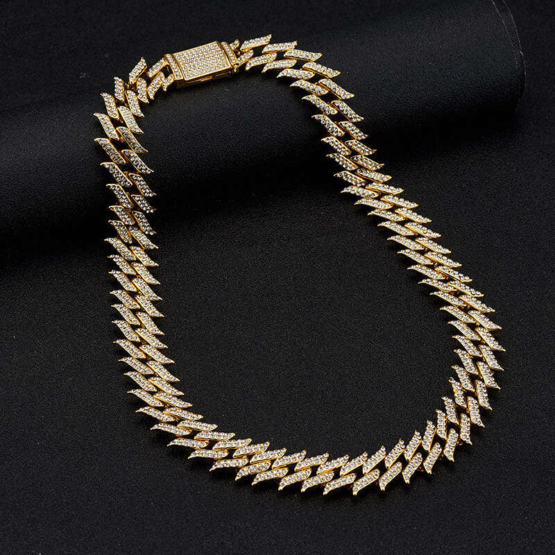 New Full Dia Thorn Cuban Chain High-Quality Design Sense Spike 18mm Box Clasp Alloy Hip-Hop Necklace