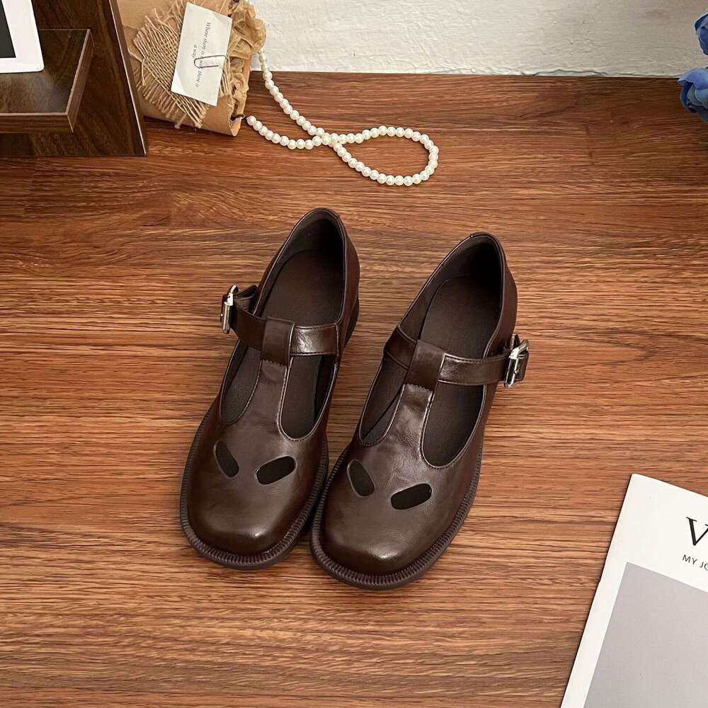 Designer Internet Celebrity New Mary Jane Women, High-end Hollow-out Niche Design Fashion Single Shoes for Women