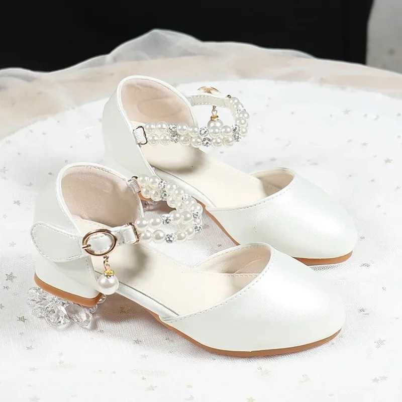 New Girls Shoes Fashion Childrens Pearls Princess Sandals Bling Summer Sandals Toddler par Breathable Kids Shoes XJ250724