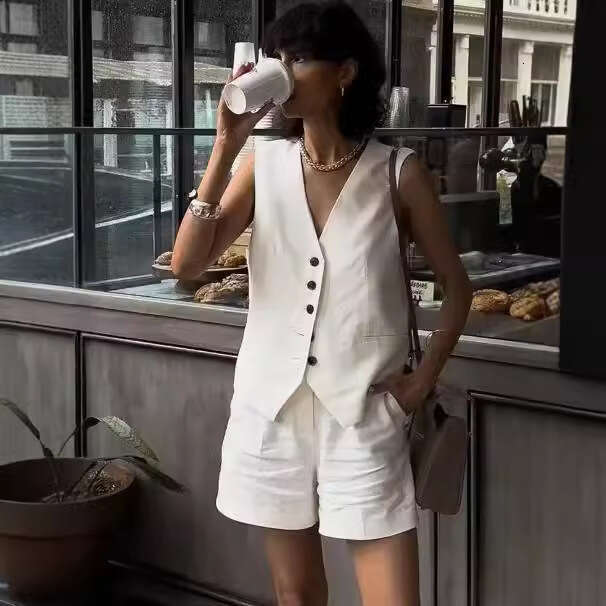 Workwear Spring Summer New Women's Linen Vest + Shorts Set B5