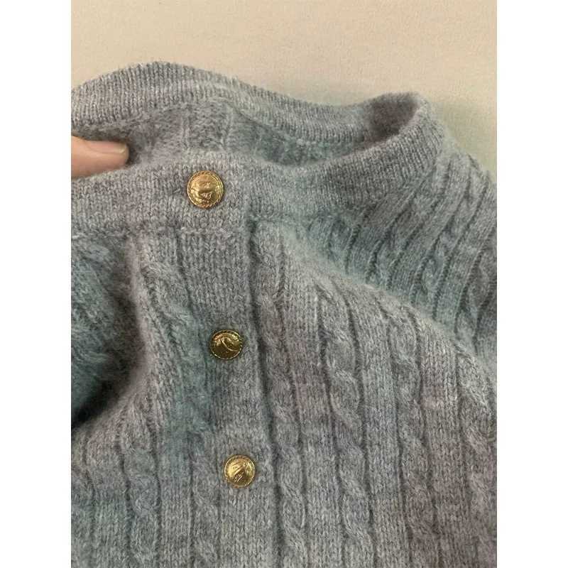 Autumn and Winter New Korean Version Solid Color Slim Fried Dough Twists Sweater Women Cardigan Long Sleeve Knitwear Women X250724