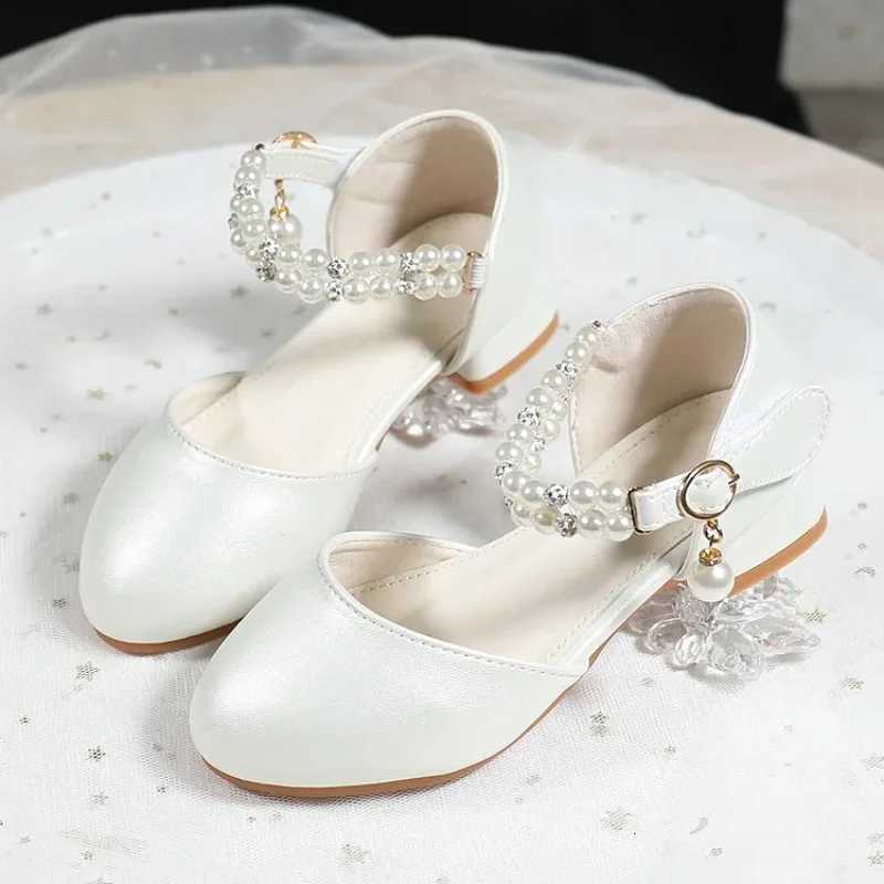 New Girls Shoes Fashion Childrens Pearls Princess Sandals Bling Summer Sandals Toddler par Breathable Kids Shoes XJ250724