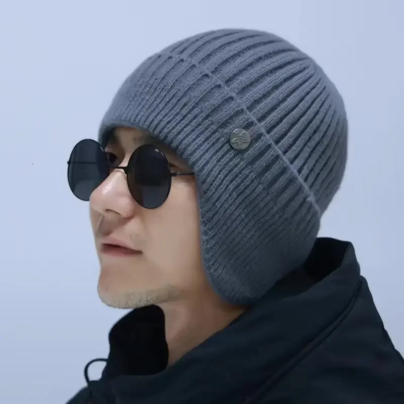 Fashion Men Wool Warm Knitted Hat Ear Protection Hat Skullies Beanies Double layer Velvet Thickened Ski Hat Beanies for Men 250722