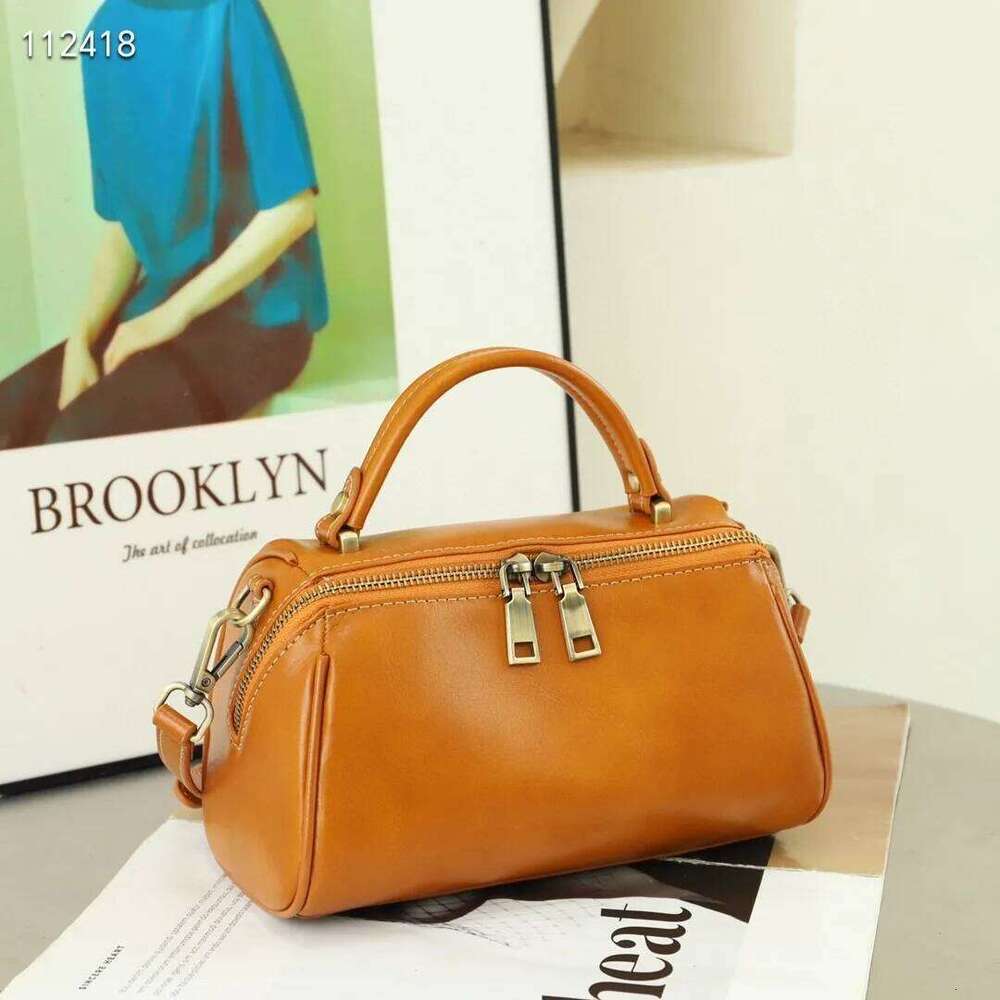 Small Real Cow Tote Women Oilwax Genuine Leather Handbag Solid Pattern Ladies Shoulder Or Crossbody Bag