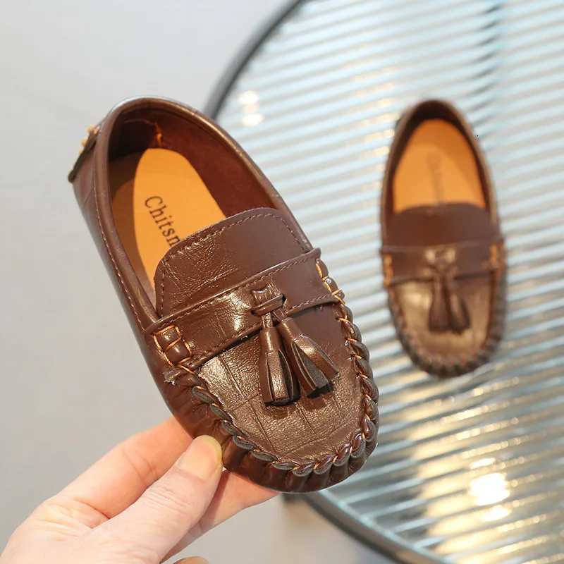 Kids Shoes Boys Girls Slip on Casual Shoes Children Shallow Soft Sole Leather Shoe Toddler Light Flat Loafers Boys Shoes XJ250724