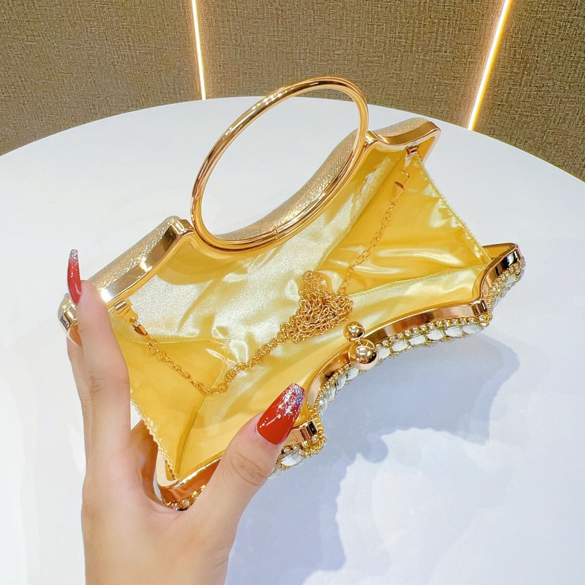 Top brand high-quality new free designer bag women's new evening dress banquet handheld handbag diamond inlaid bag new free designer bag