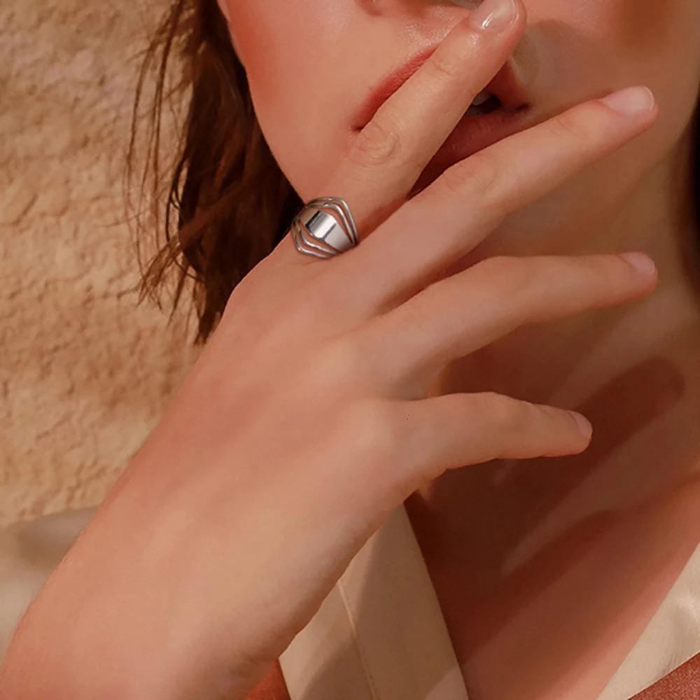 Stainless Steel Womens Ring Simple Heart Butterfly Moon Phase Geometric Finger Rings Wedding Gift for Lover Wholesale 250704