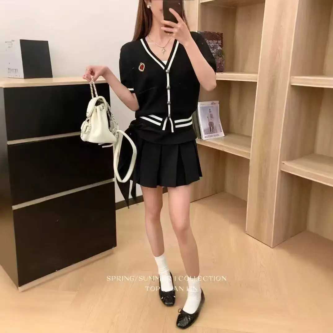 2025 Summer V-neck Knit Sweater Cardigan Women Striped Embroidery Single-breasted Tops Knitwear Short Sleeve Stylish Chic Jumper X250724