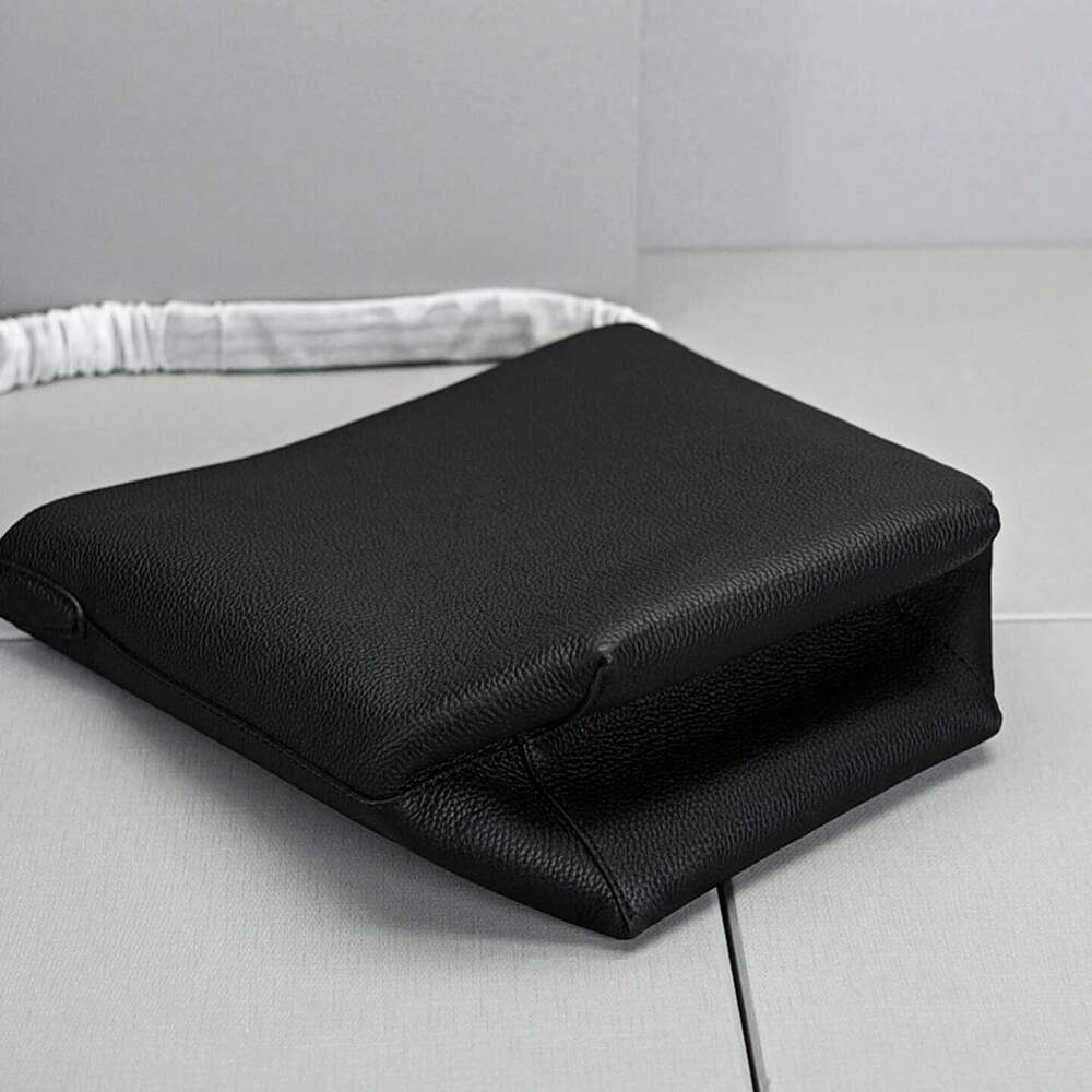 Leather Bucket Handbag Women's Tote Bag Large Capacity Simple Fashion New Top-Grain Cowhide