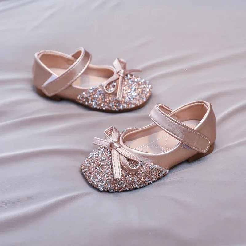 Luxury Girl Shoes Rhinestone Chic Childrens Leather Shoes Spring Autumn Bowknot Kids Fashion Princess Casual Flat Shoes XJ250724