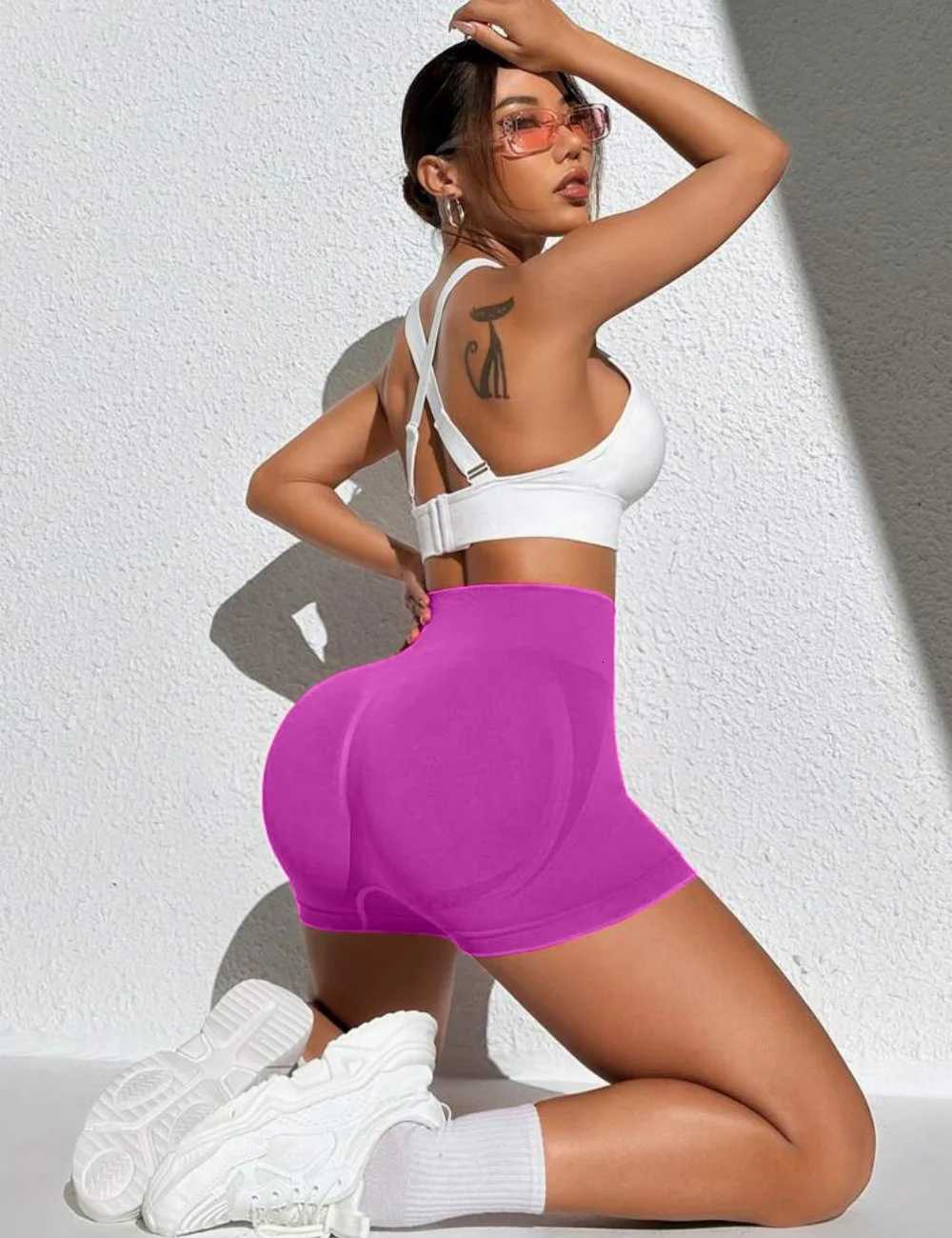 Womens Peach Buttocks Outdoor Gym Hot Shorts Womens Tight Buttocks Yoga Pants Womens High-Quality Yoga Bicycle Shorts XJ250724