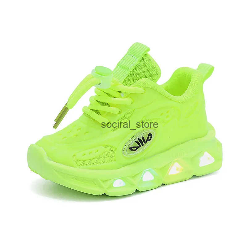 Baby Shoes2023 Spring Autumn New Boys and Girls Light Up Clunky Sneaker Small and Medium-sized Childrens Soft Soled Baby Shoes Q250724
