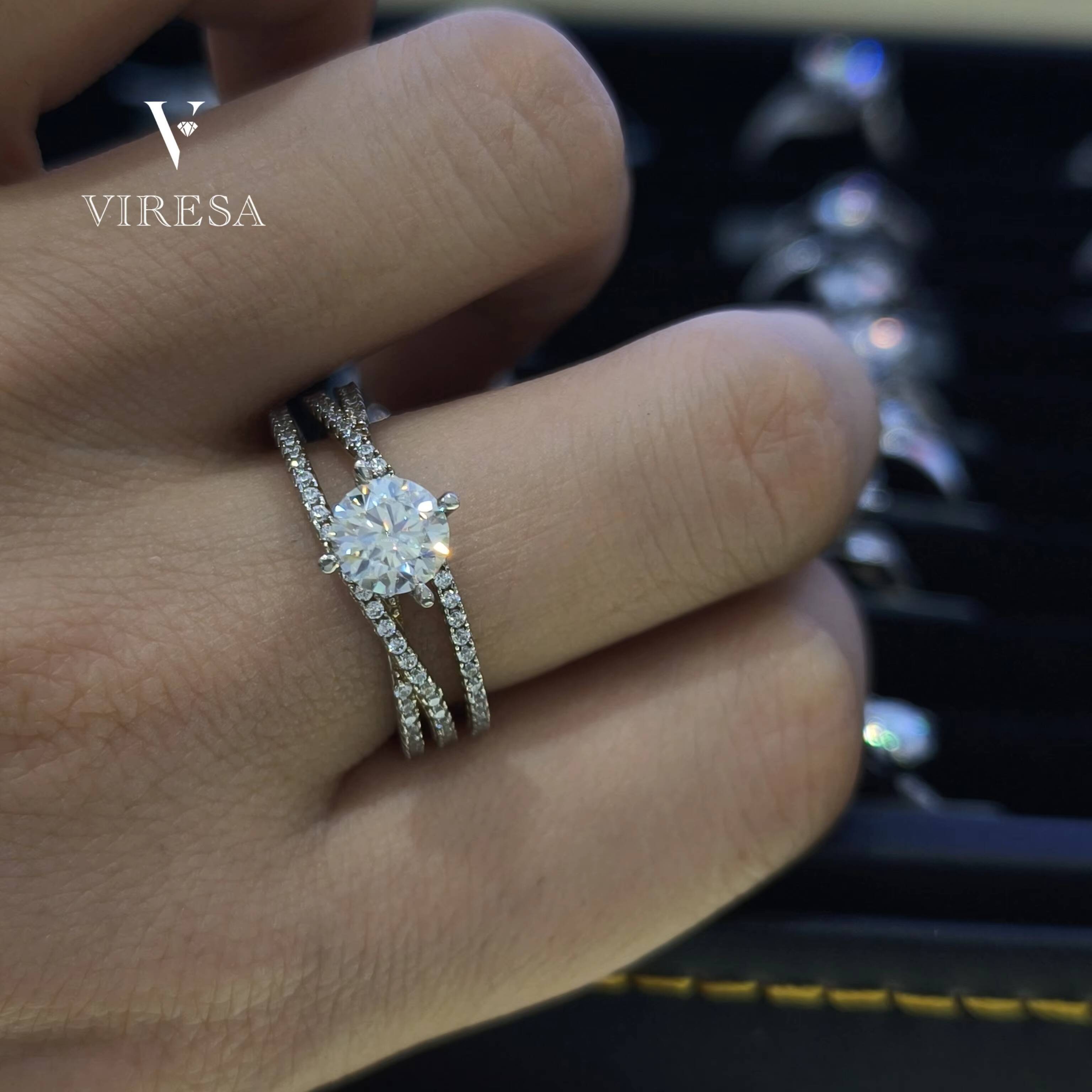 High Quality 925 Sterling Silver Designer Twisted Style 1ct Cut D VVS Moissanite Rings for Women Passes Diamond Tester