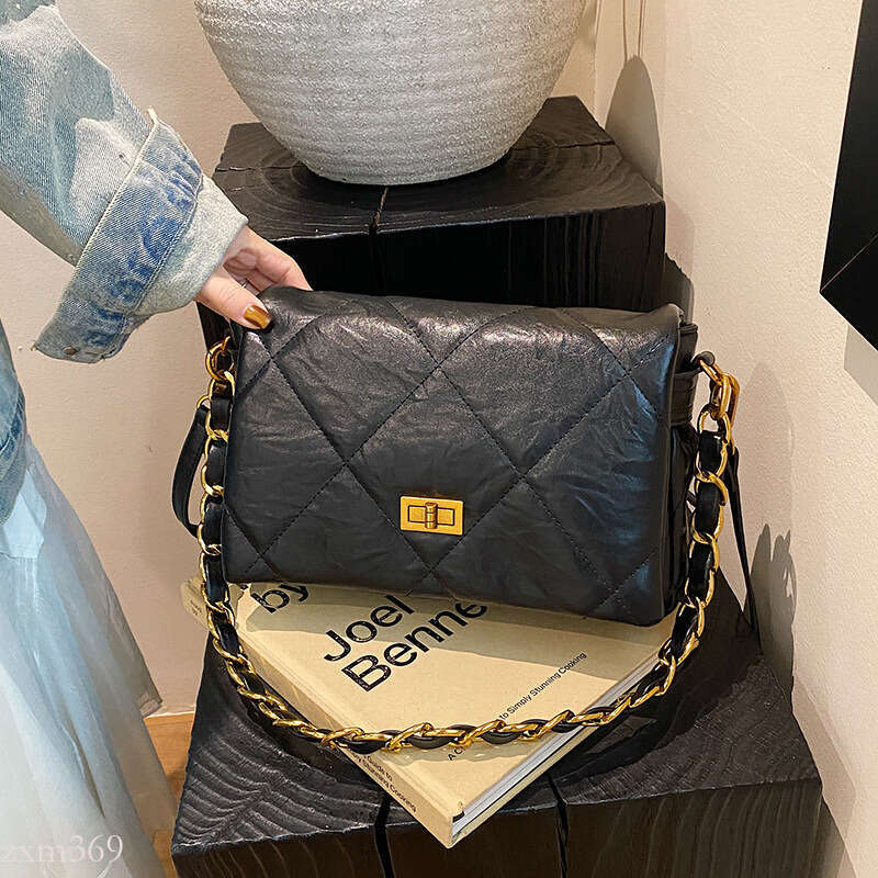 New Embroidery Burst Pattern Single Shoulder Fashion Versatile High-end Crossbody Bag for Women Daily Commute