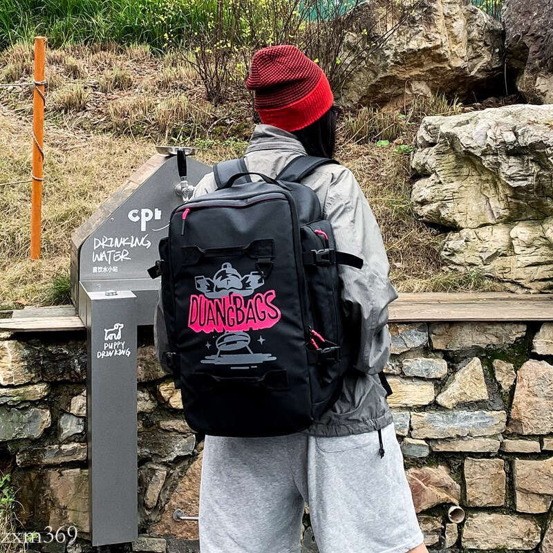 Large Capacity Men's Casual Lightweight Travel Backpack Trendy Fashion Outdoor Sports Style Mountaineering Bag