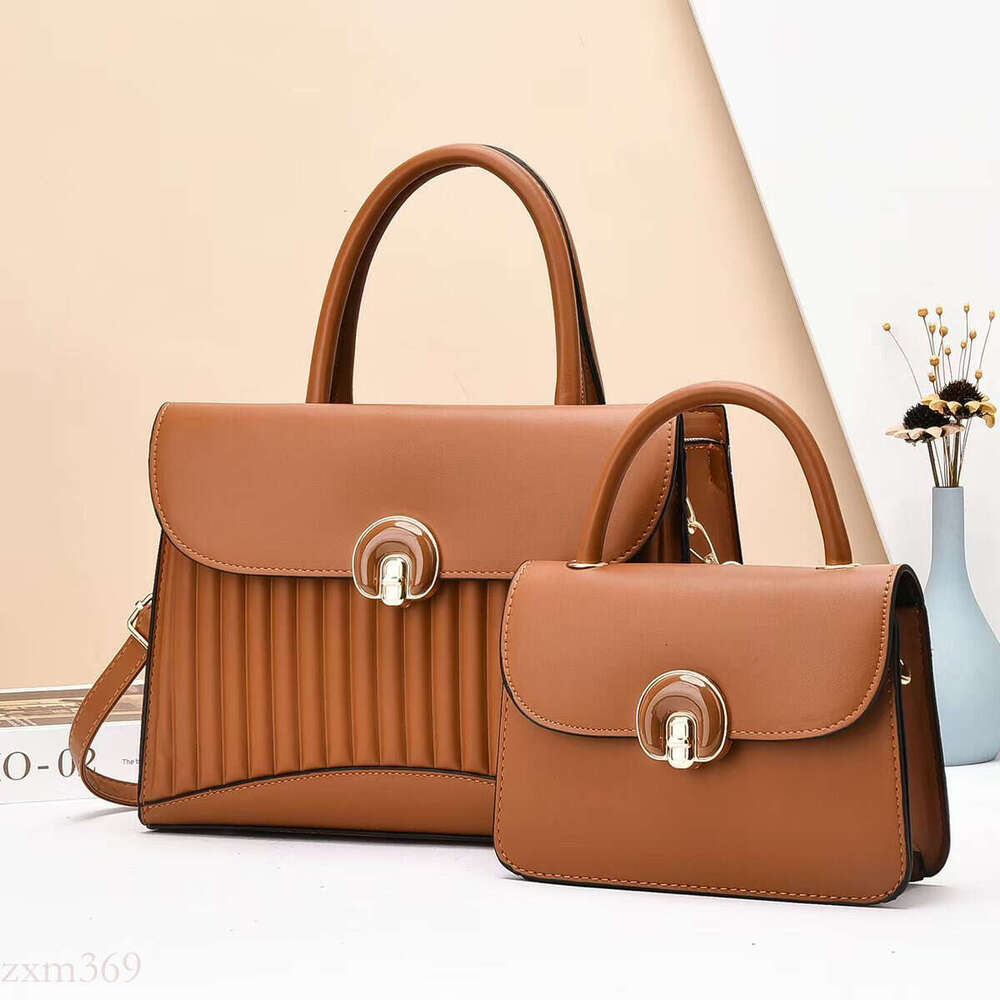 Autumn Winter Handbag 2024 New Fashion Versatile Elegant Large Korean Style Trendy Single Shoulder Crossbody Women's Mother Bag