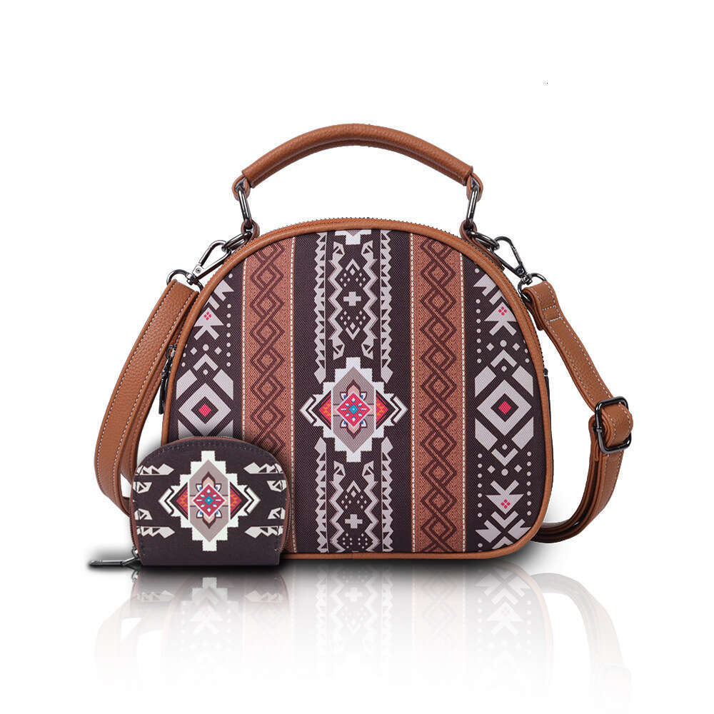 Designer Luxury Evening Diamond 2025 New Bohemian Style Two-Piece Set Shell Handbag Large Capacity Suitable for Office Commuting Bag