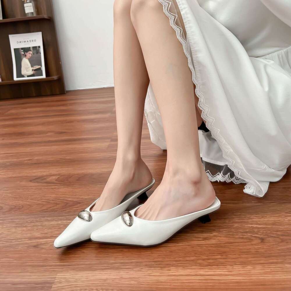 2025 Summer New Backless Sandals for Women Fashion Brand Same Style Closed-Toe Slippers French Mid-Heel Single Shoes