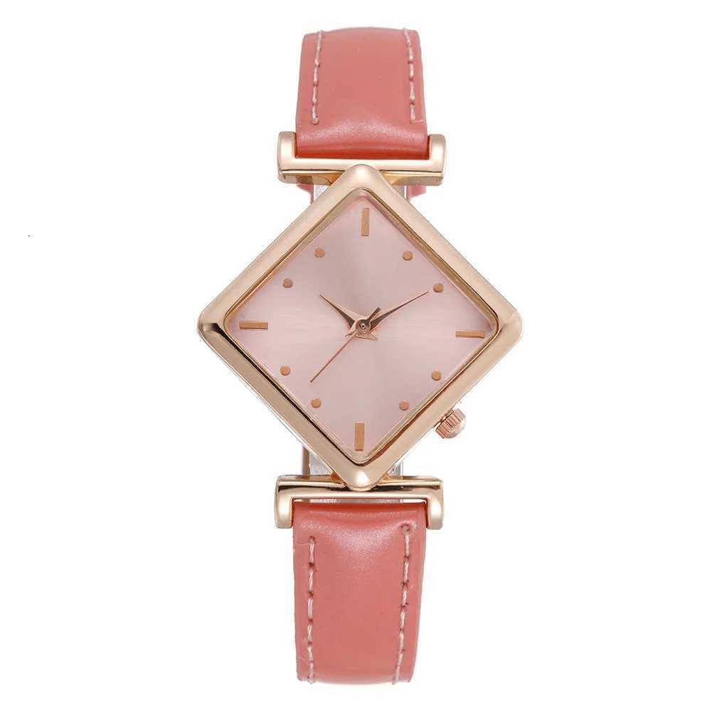 Luxury Brand Womens Watch Quartz Wristwatch Women Quartz Watches Ladies Clock Leather Watch Gift Womens Watch Womens Watches W250724