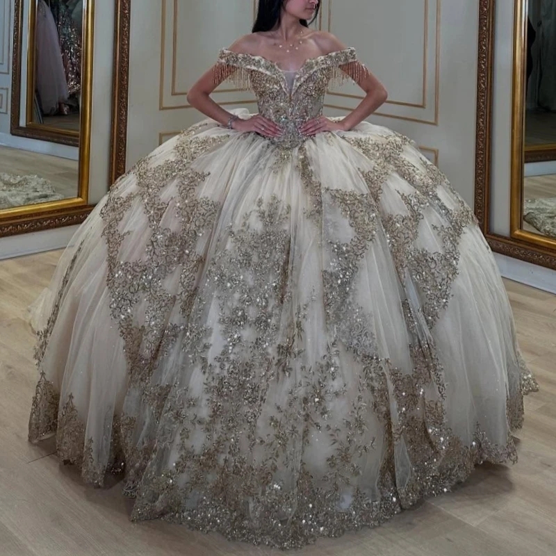 Champagne Quinceanera Dresses Off Shoulder Ball Gown Sweet 16 Dress Applique Lace Beading Tull Birthday Party Vestidos 15 Anos