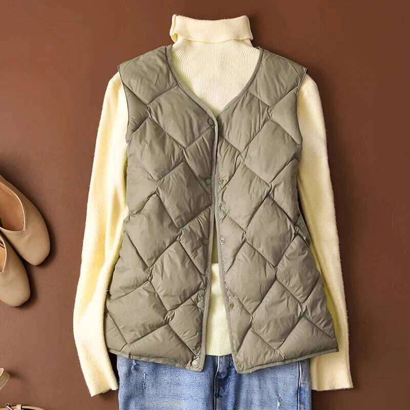 Lagabogy 2025 New Autumn Winter Ultra Light Thin White Duck Down Vest Women Puffer Jacket Female Slim Waistcoat Casual Sleeveles