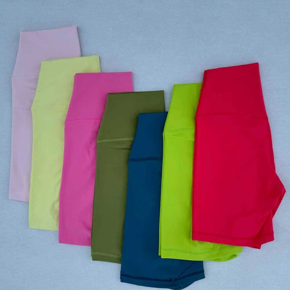 Womens Shorts Yoga Clothes Tights Outdoor Jogging High Waist Leisure Commuting Womens Gym Leggings Workout Cycling ShortsXJ250724
