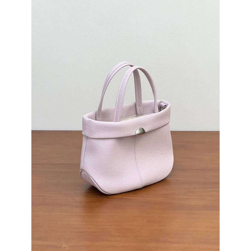 Women's Bags Designer New Women's Chest Bounce Trendy Large Capacity Soft Leather Bag Small Lightweight Versatile And Fashionable