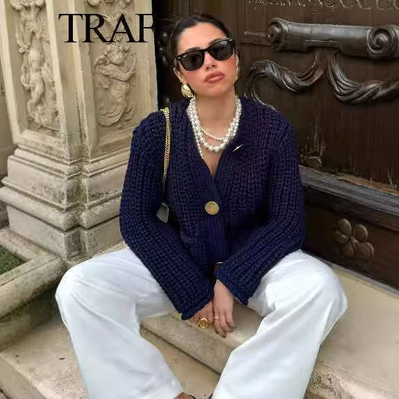 TRAFZA Women's Solid Color Single-Breasted Double-Pocket Short Thick Knit Cardigan Jacket Top B5