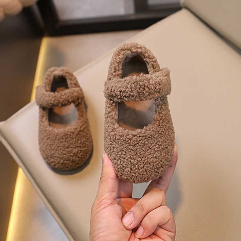 Winter New Children Flat Shoes Fur Cover Toe Light Warm Kids Casual Shoe 2024 Plush Warm Non-slip Leisure Comfy Boys Girls Shoe XJ250724