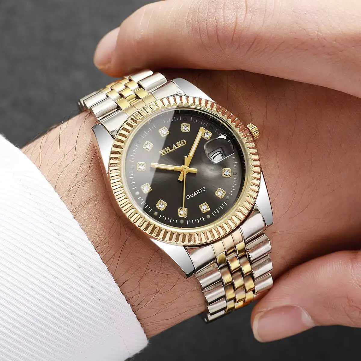 Fashion Rhinestone Women Quartz Watch Luxury Men Business Watches with Calendar Clock GiftWithout Box W250724