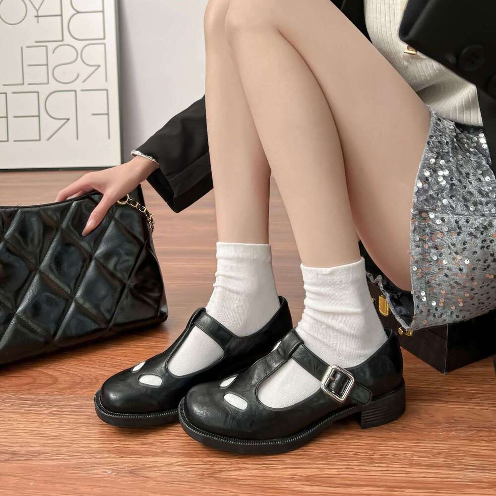 Designer Internet Celebrity New Mary Jane Women, High-end Hollow-out Niche Design Fashion Single Shoes for Women