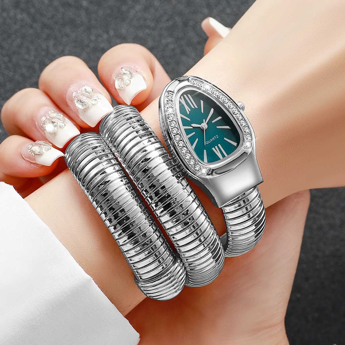 Fashion Women Snake Shape Quartz Watches Luxury Rhinestone Roman Dial Wristwatch Girls Clock Reloj Mujer W250724