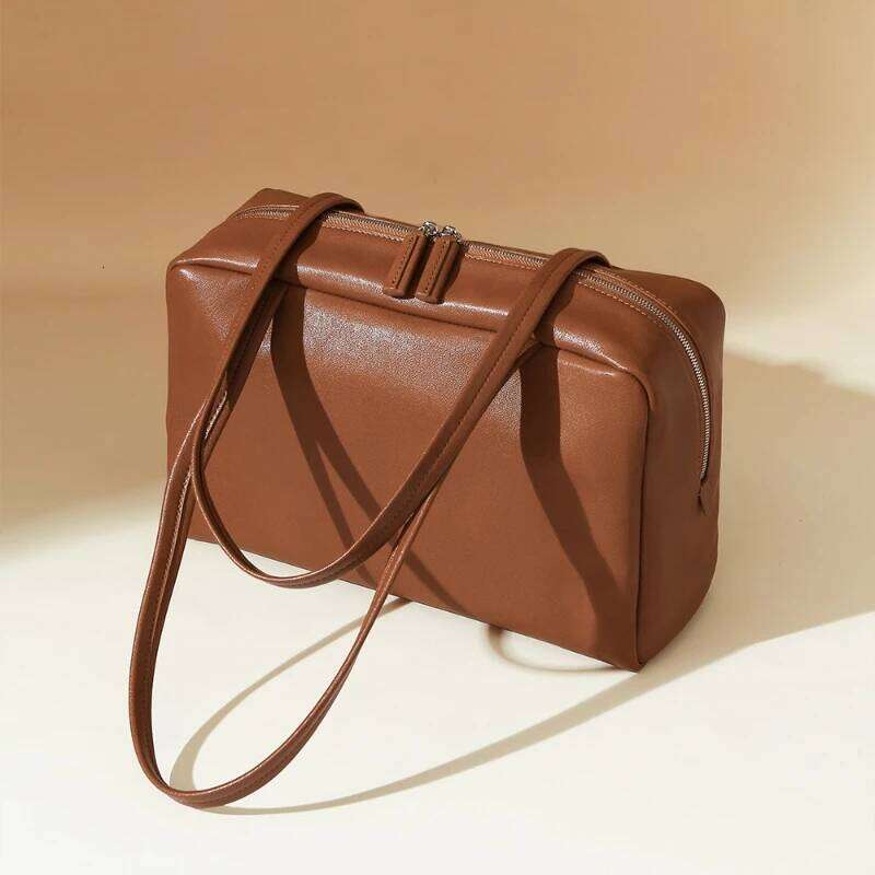 High End Large Capacity Women's Boston Top Layer Vegetable Tanned Armpit Bag, Fashionable Leather Shoulder Bag