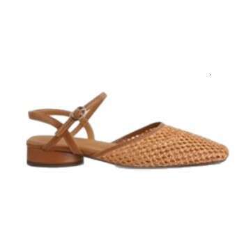 Designer French Hollow Woven Design Niche Single Shoes Summer Outdoor Closed-Toe Backless Sandals for Women