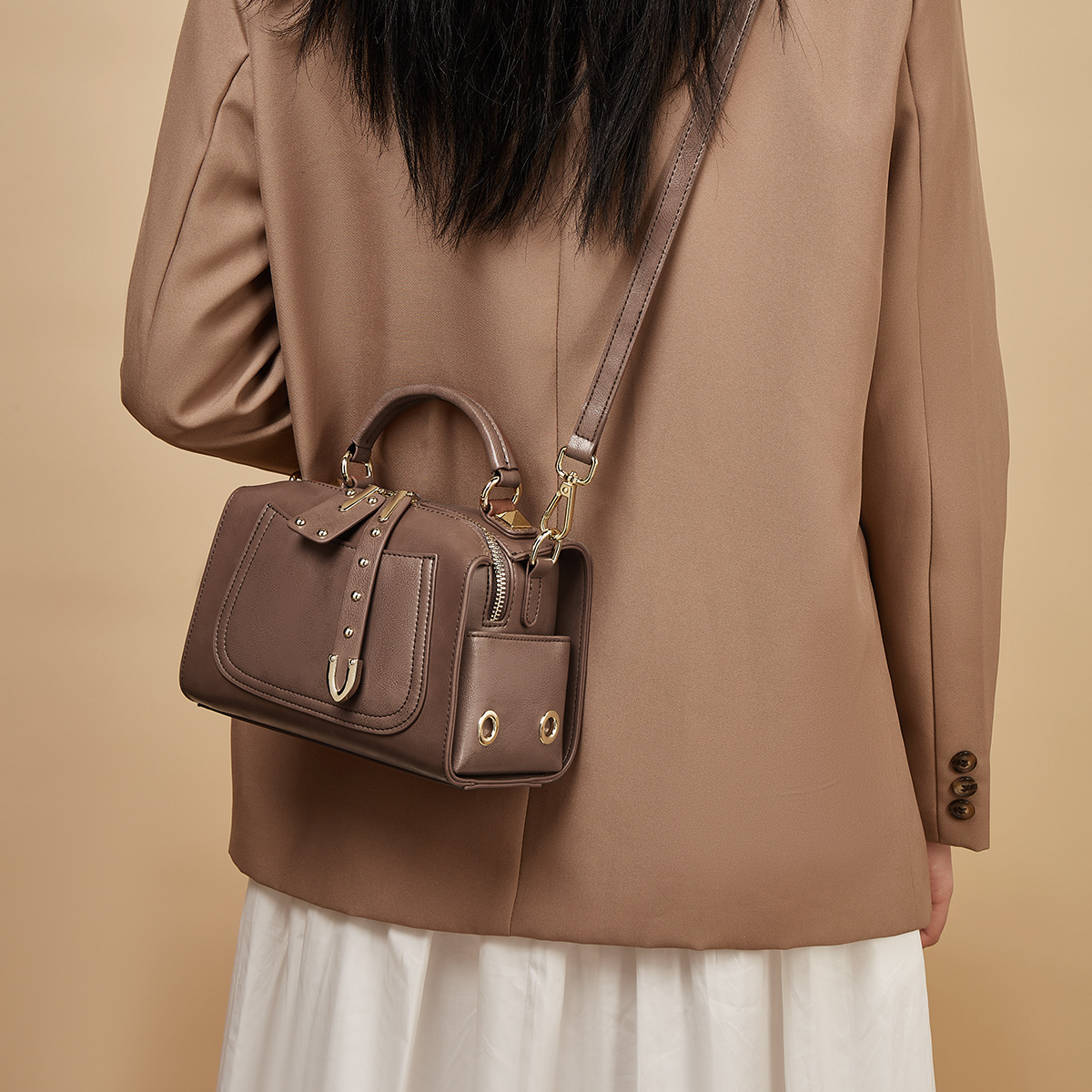 Designer Genuine Leather for Women 2025 Portable New Handbag Elegant Boston Studded Crossbody Trendy Light Luxury Women's Bag