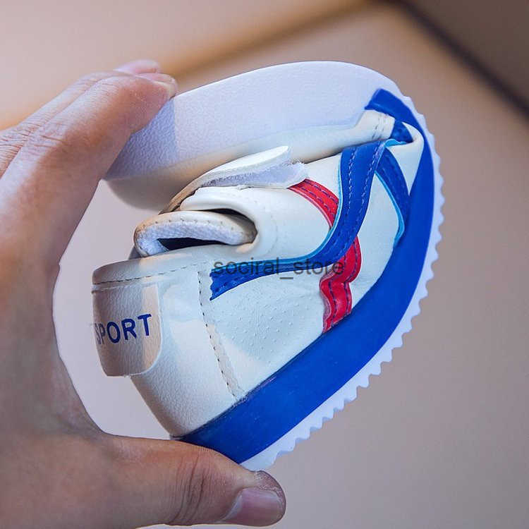 In stock classic Fashion Athletic Outdoor forrest shoes childrens board shoes new leather kids baby boy and girls casual shoess Q250724