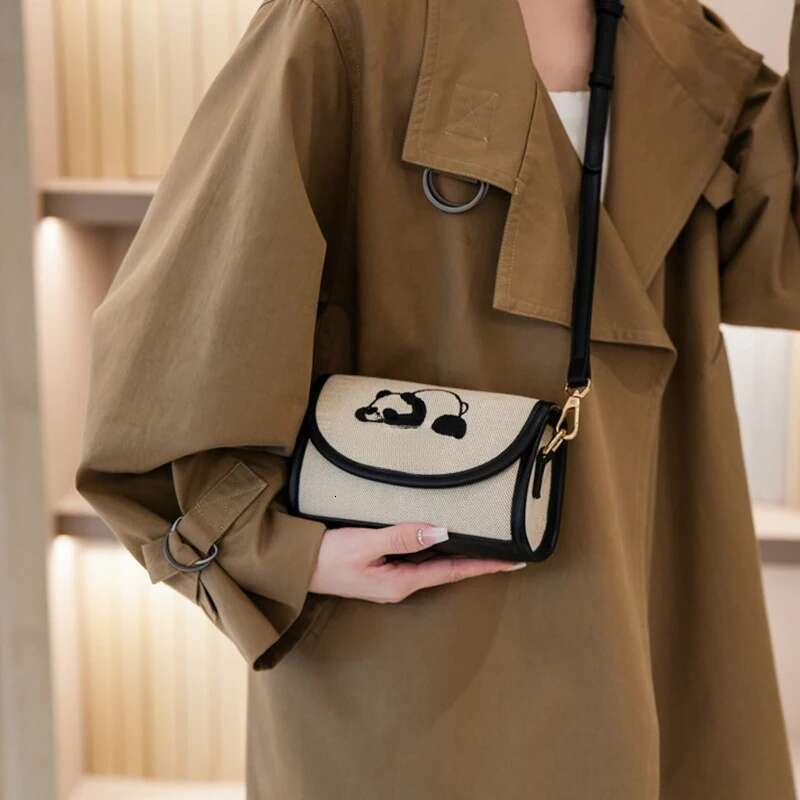 Designer Luxury Beibao New Fashionable Cylindrical Shoulder Embroidered Canvas Women S Crossbody Texture Small Bag Animal