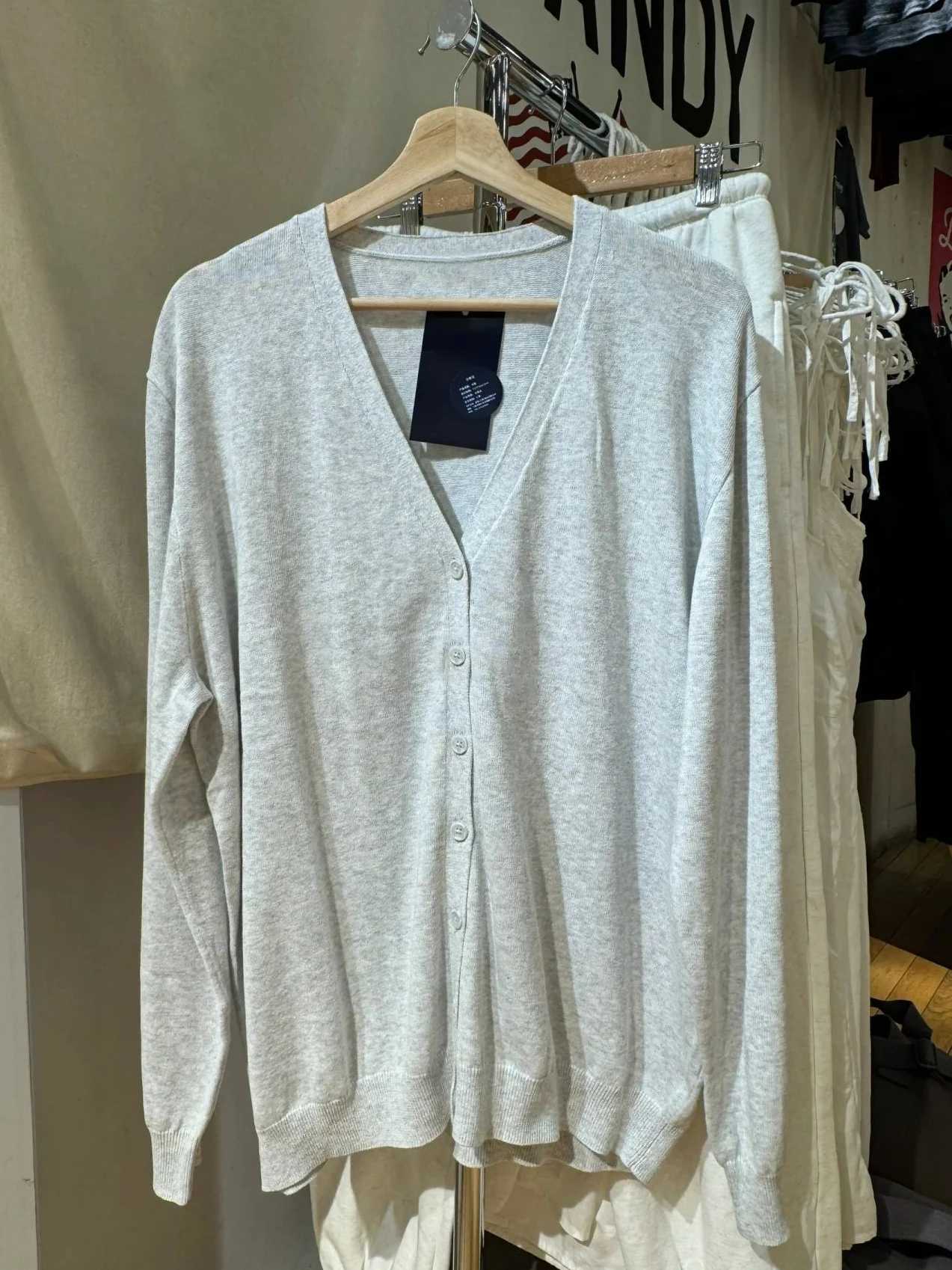 Gray Sweater Cardigan Women Autumn V-Neck Single Breasted Cotton Long Sleeve Coat Solid Simple Sweater All-match Sweaters Y2k New X250724