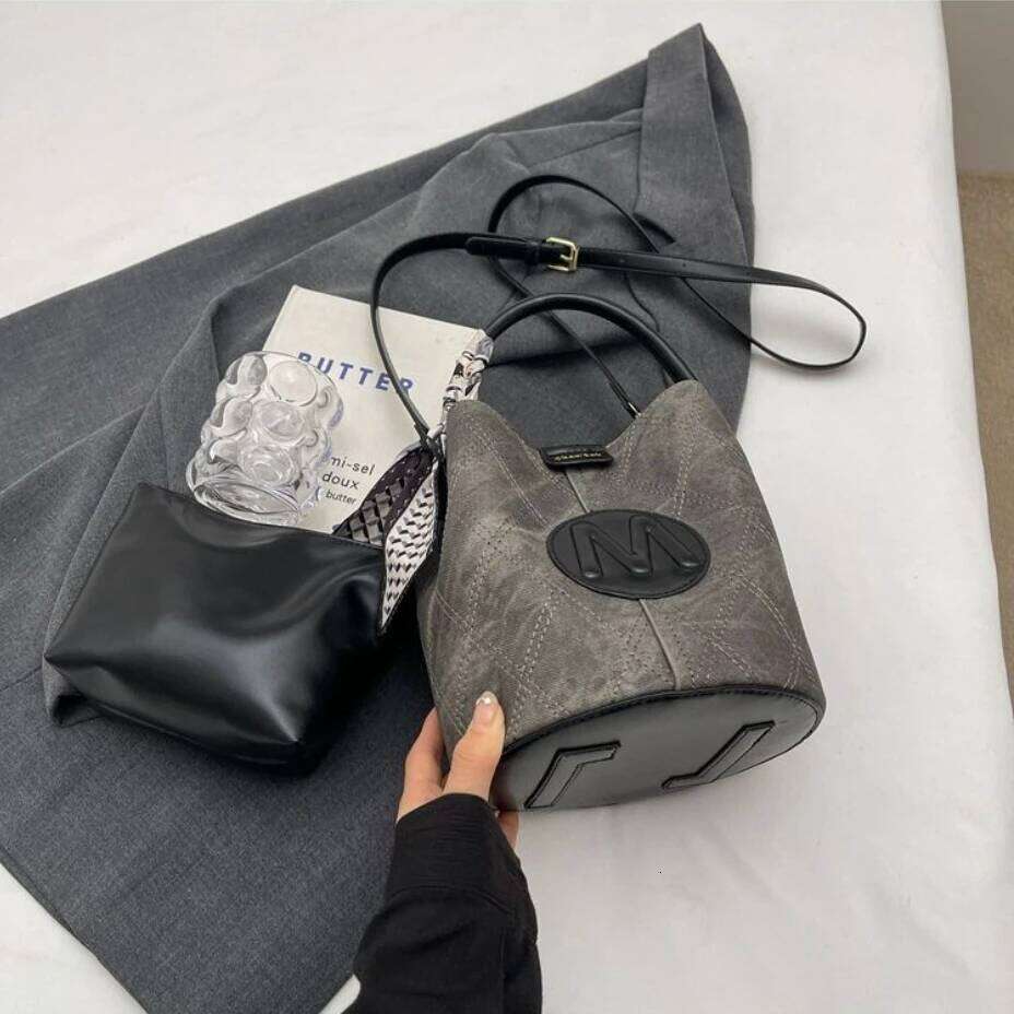 High end trendy bucket bag new shoulder crossbody bag, fashionable retro handbag for women