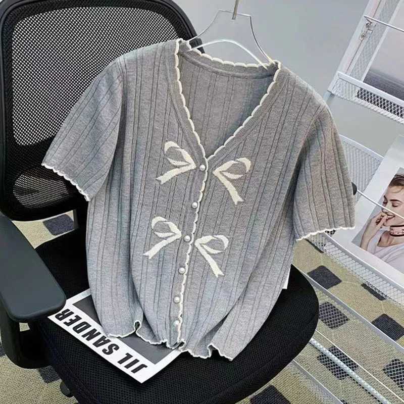 2025 Summer Short Sleeve Thin Sweater for Women Korean Fashion Tops Y2K Clothes Women V Neck Knitted Cardigan Sweaters Female X250724